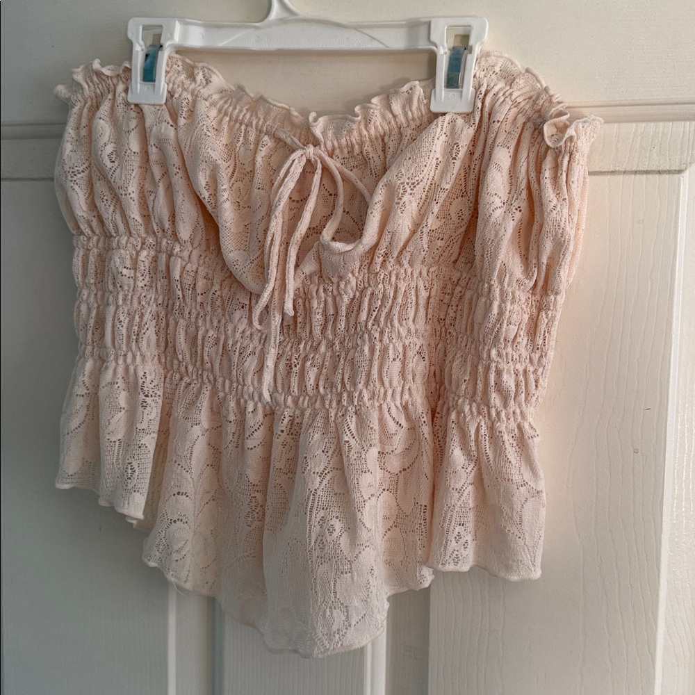 Urban Outfitters Lace Strapless Top in Cream